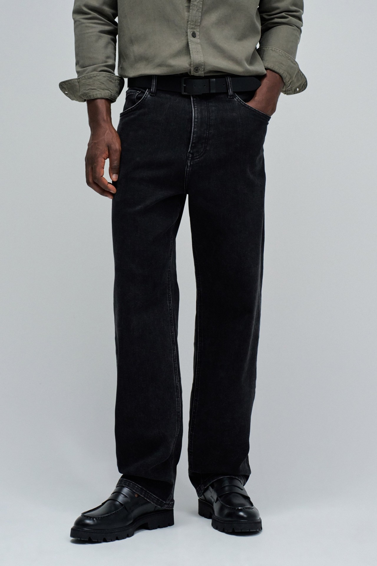 JEAN LOOSE FIT S-ACTIV