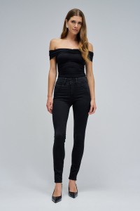 SECRET PUSH IN SKINNY SOFT TOUCH JEANS