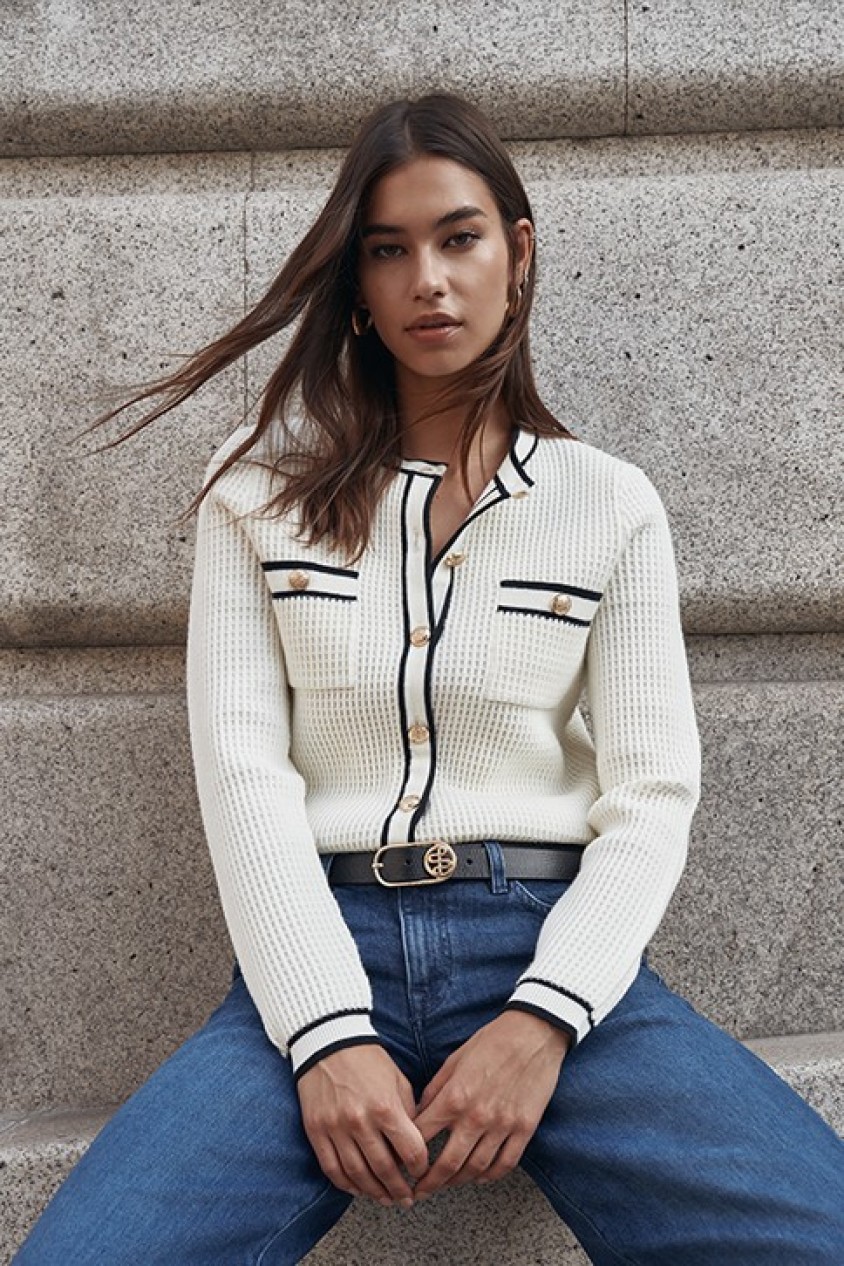 CARDIGAN WITH GOLDEN BUTTONS