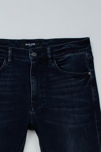 VAQUEROS SKINNY FIT