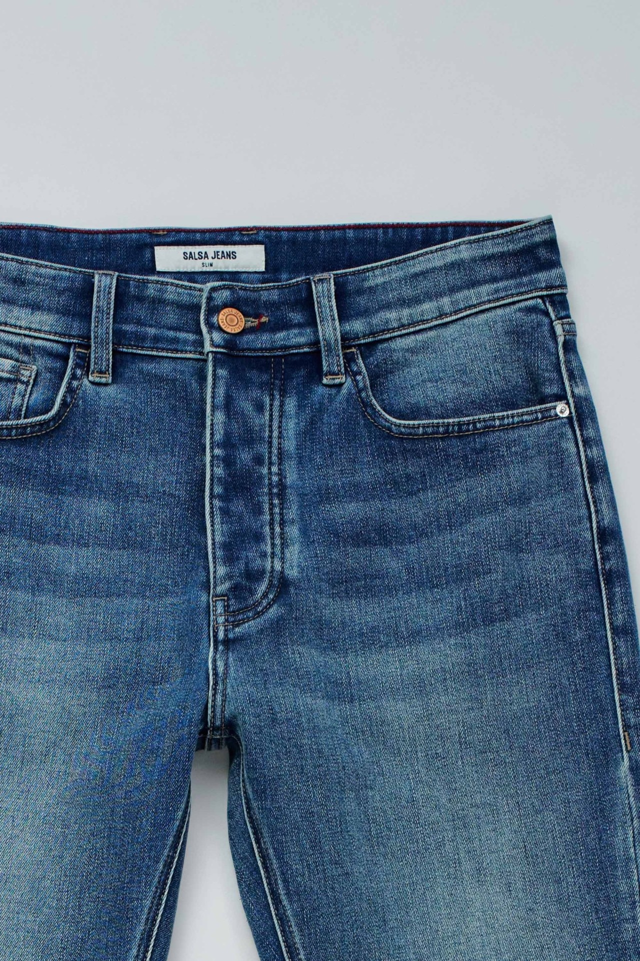 SLIM FIT JEANS