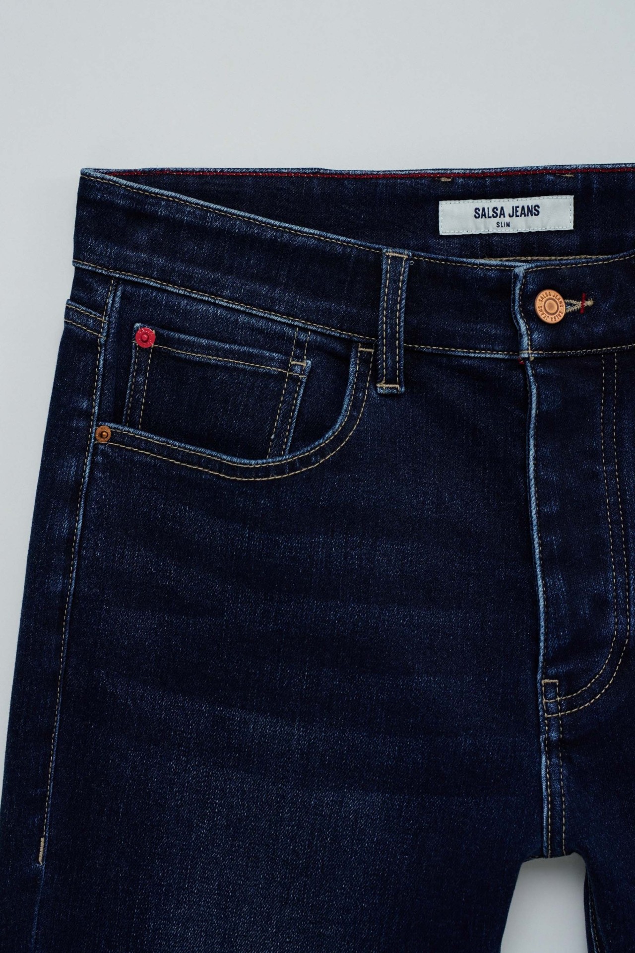 VAQUEROS SLIM FIT