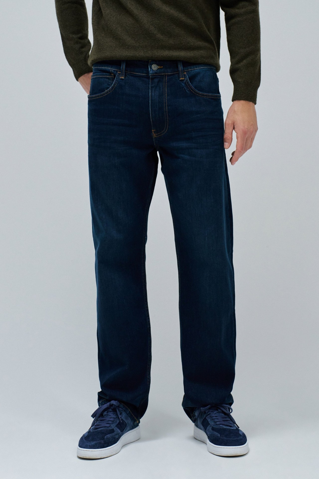 VAQUEROS STRAIGHT FIT