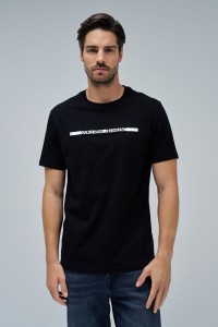T-SHIRT COM BRANDING