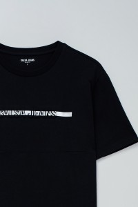 T-SHIRT COM BRANDING