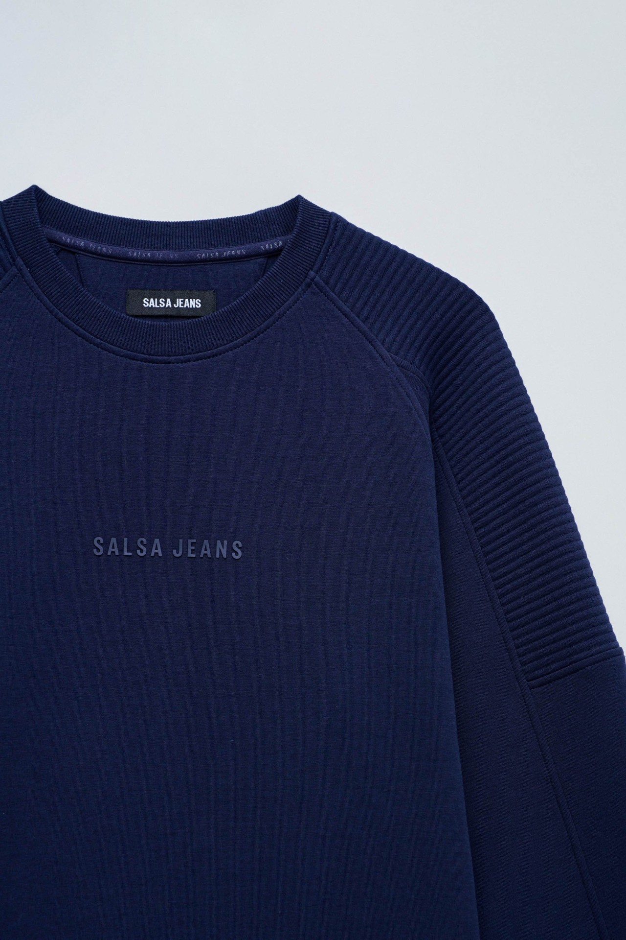 SWEATSHIRT WITH BRANDING