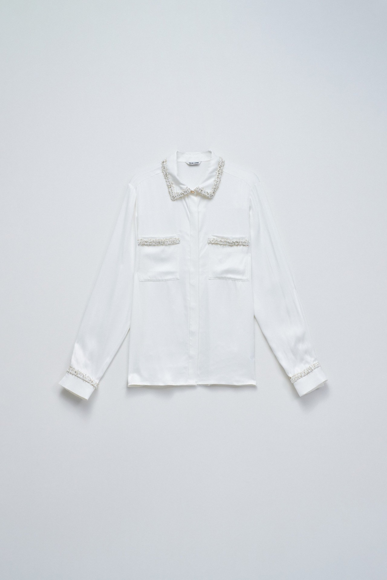 CAMISA ACETINADA EM TWEED