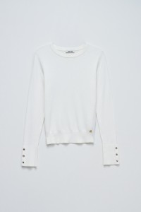 BASIC KNIT SWEATER