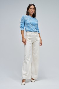 LIGHTWEIGHT WOOL SWEATER