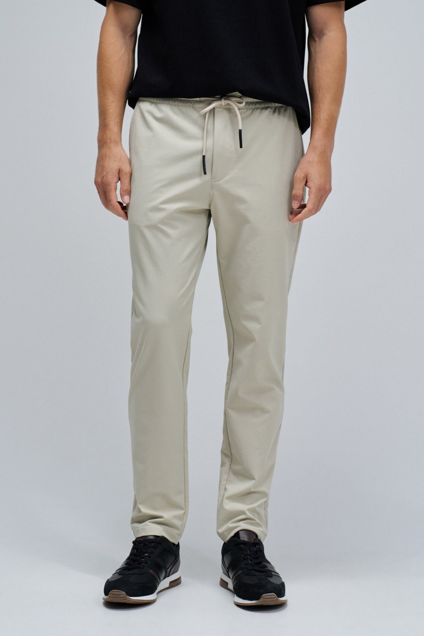 CALAS JOGGERS SLIM FIT EM TECIDO