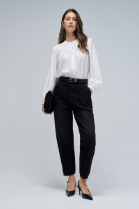 SLOUCHY CROPPED SLIM JEANS