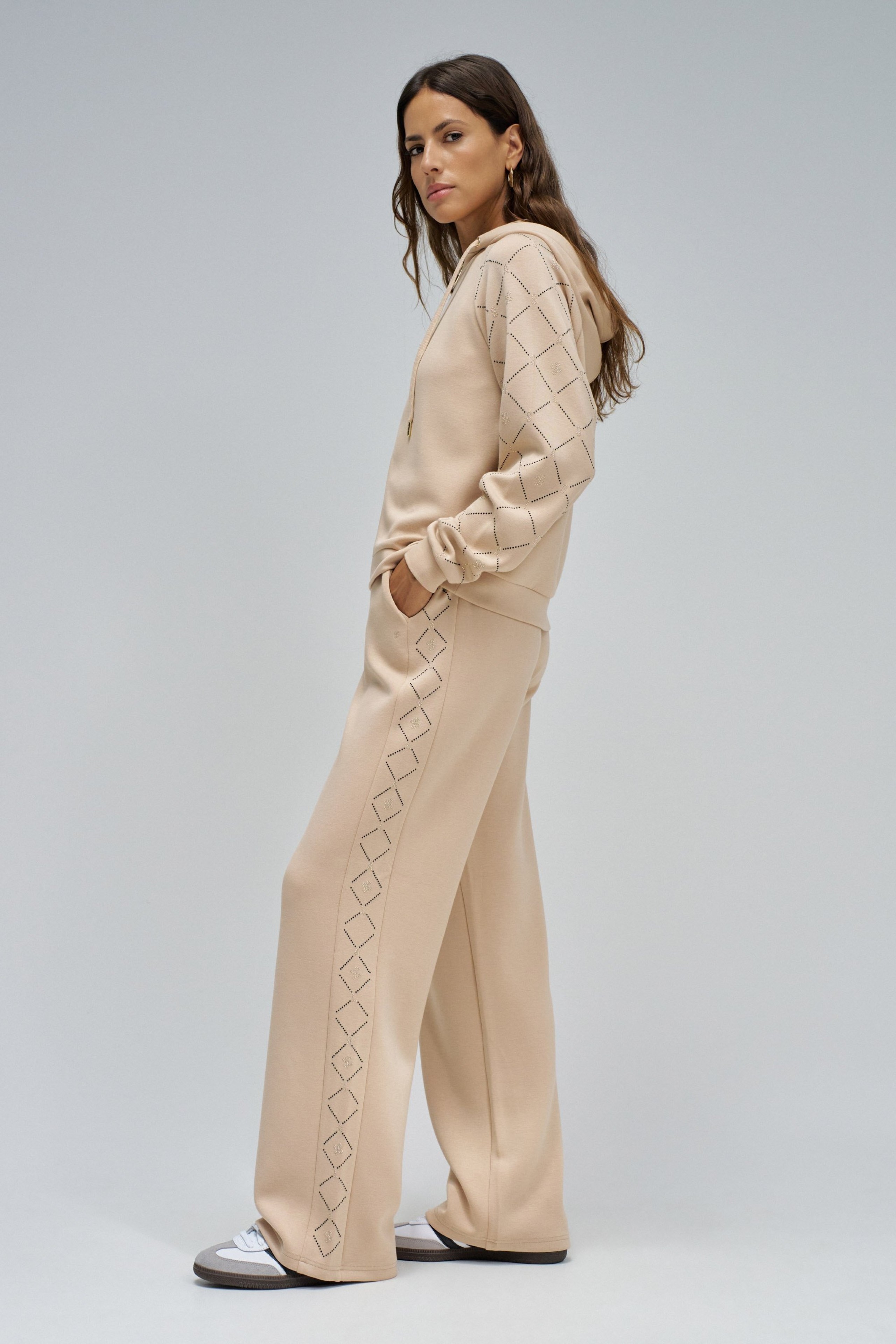 VESTE AVEC FERMETURE ÉCLAIR