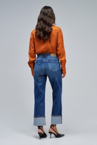 TRUE STRAIGHT JEANS