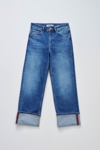 TRUE STRAIGHT JEANS