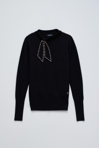 PULL EN MAILLE AVEC NOEUD