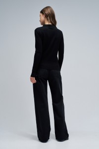 PULL EN MAILLE AVEC NOEUD
