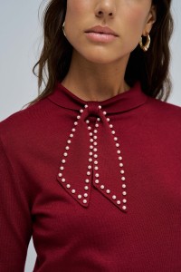PULL EN MAILLE AVEC NOEUD