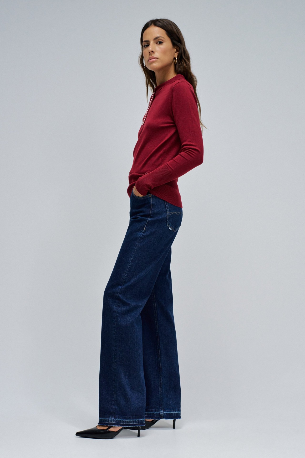 KNIT SWEATER WITH BOW