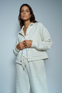 CASACO DE FELPA COM JACQUARD