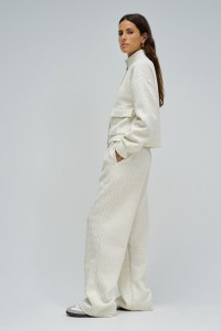 CASACO DE FELPA COM JACQUARD