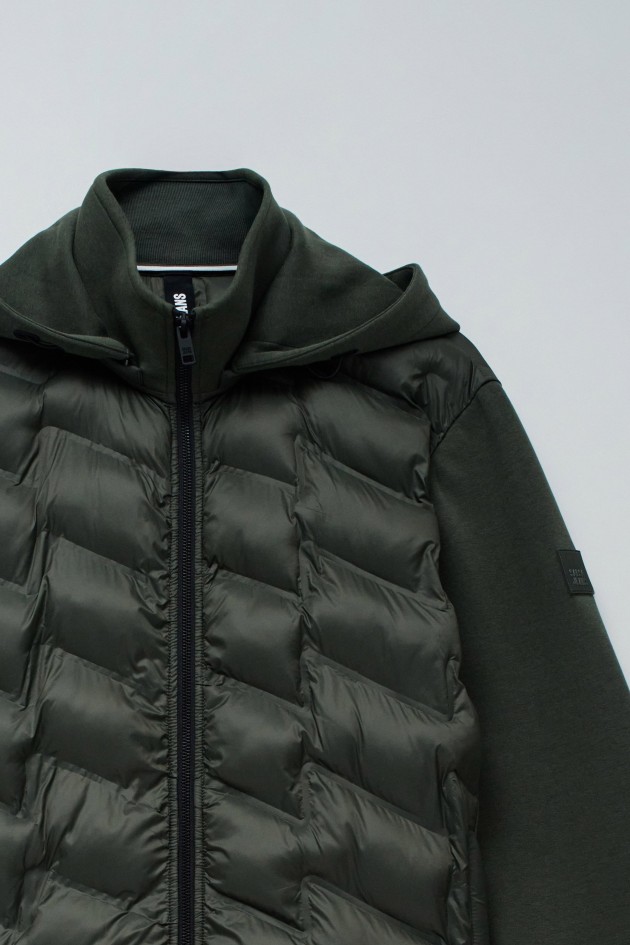 PADDED COAT WITH MIXED MATERIALS