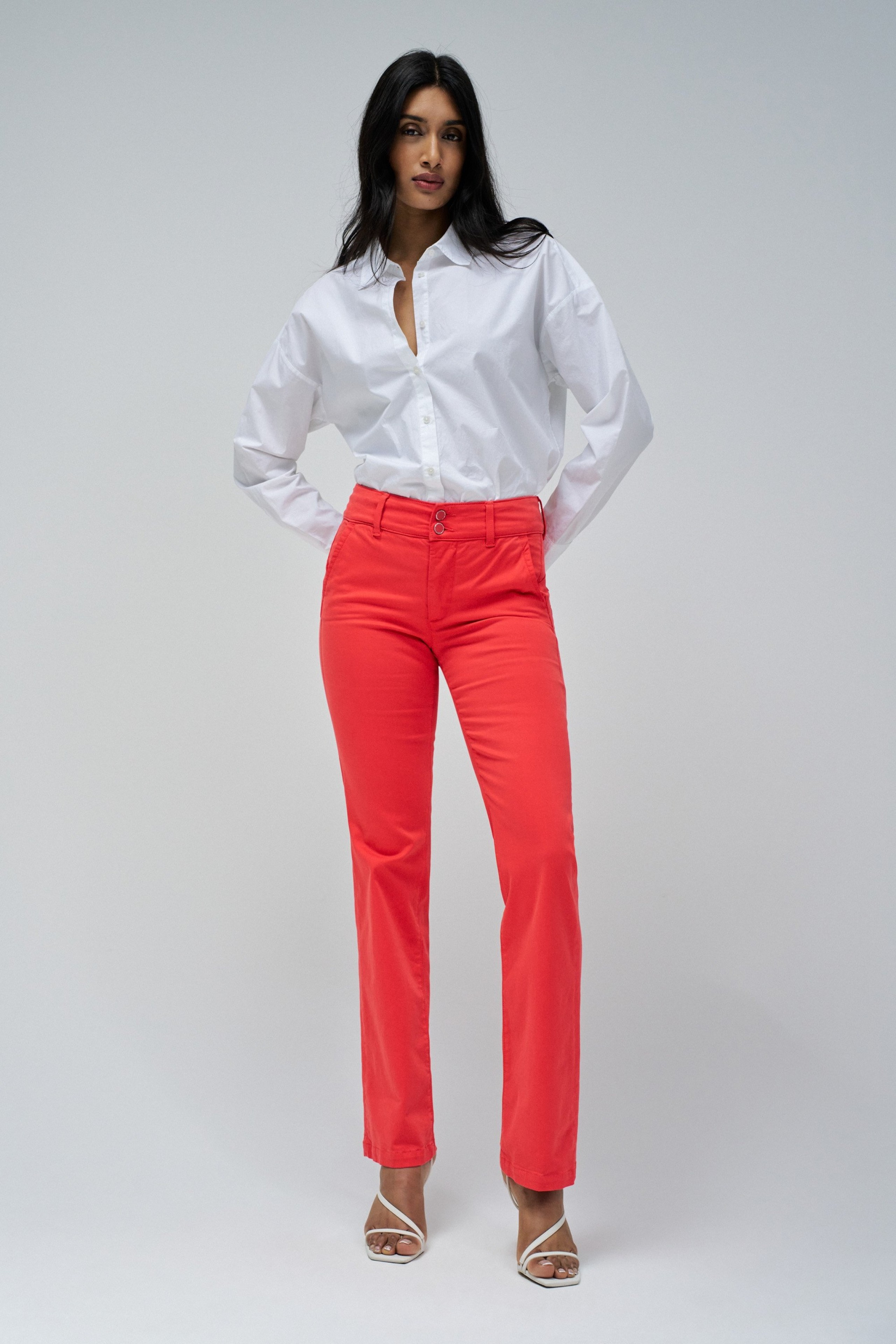 SECRET CHINO PUSH IN DROIT