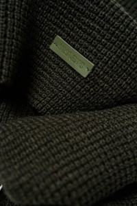 KNITTED SCARF