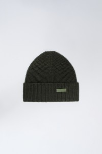 KNITTED HAT
