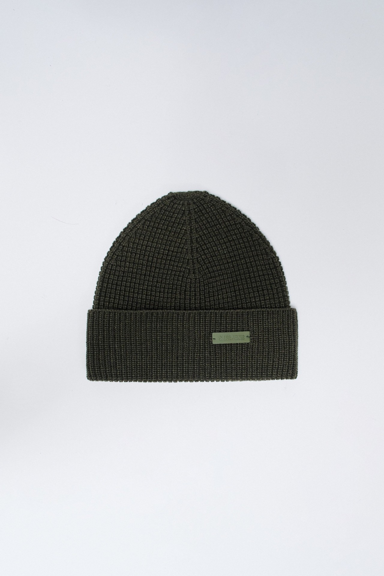 KNITTED HAT