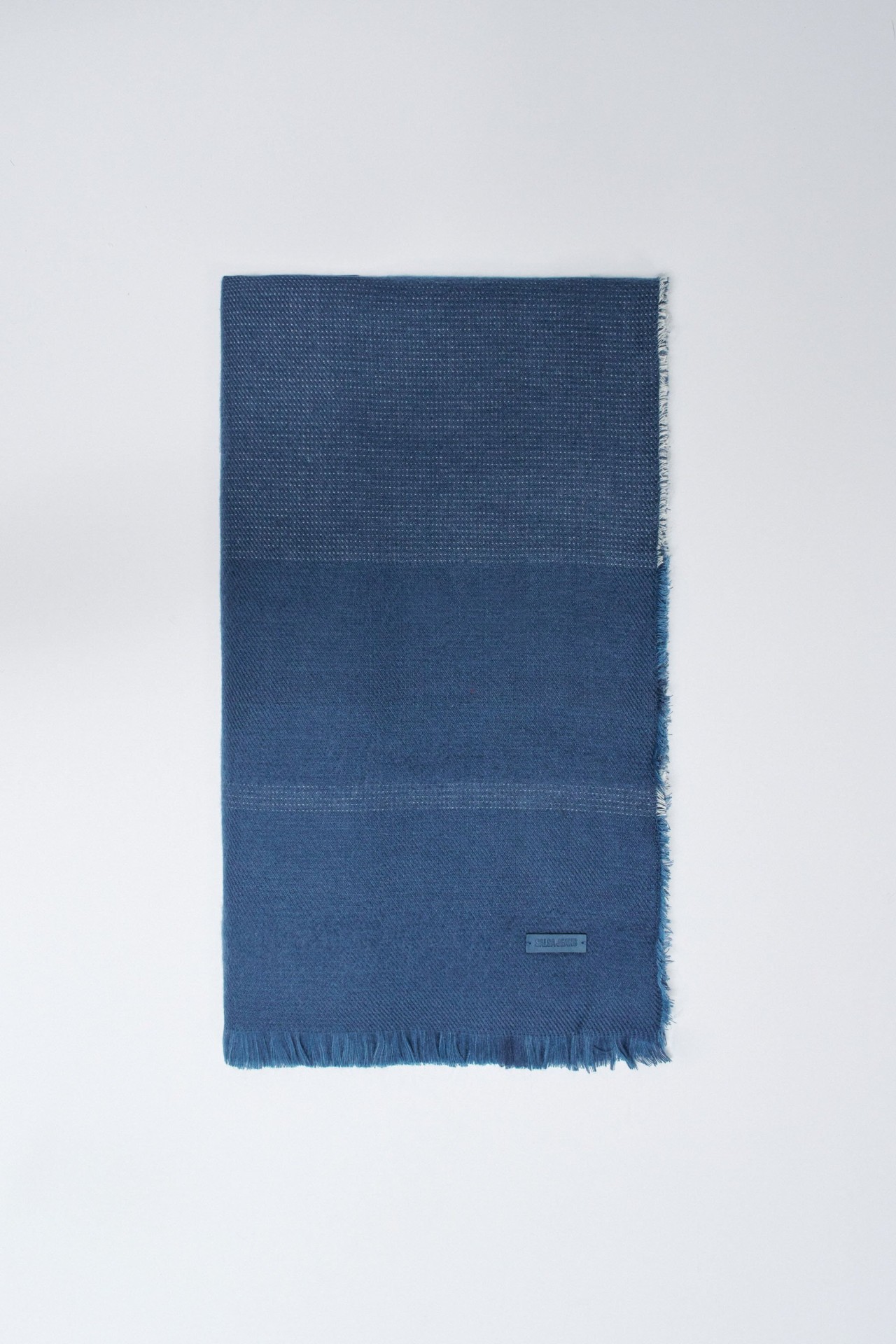 REVERSIBLE SCARF