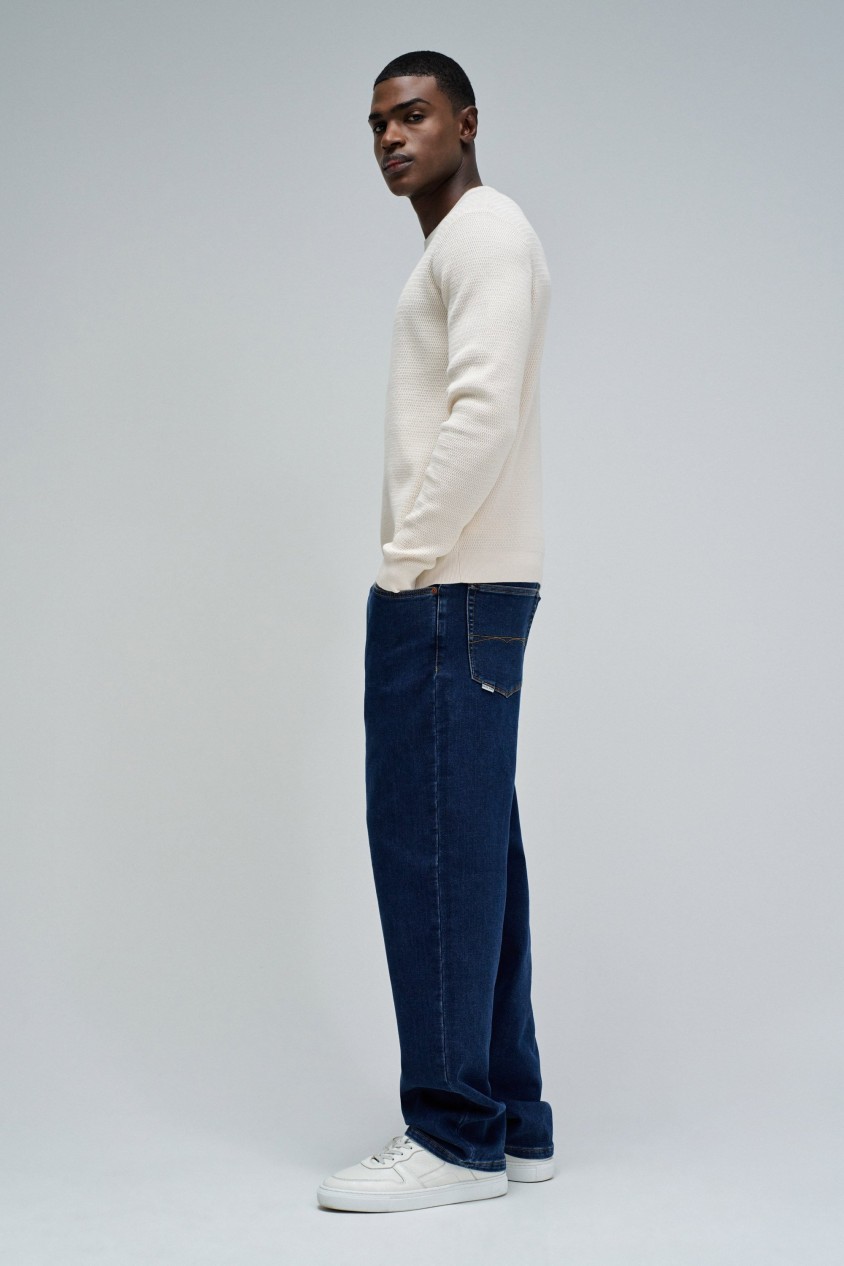 TEXTURED KNIT SWEATER