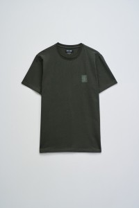 T-SHIRT WITH BRANDING