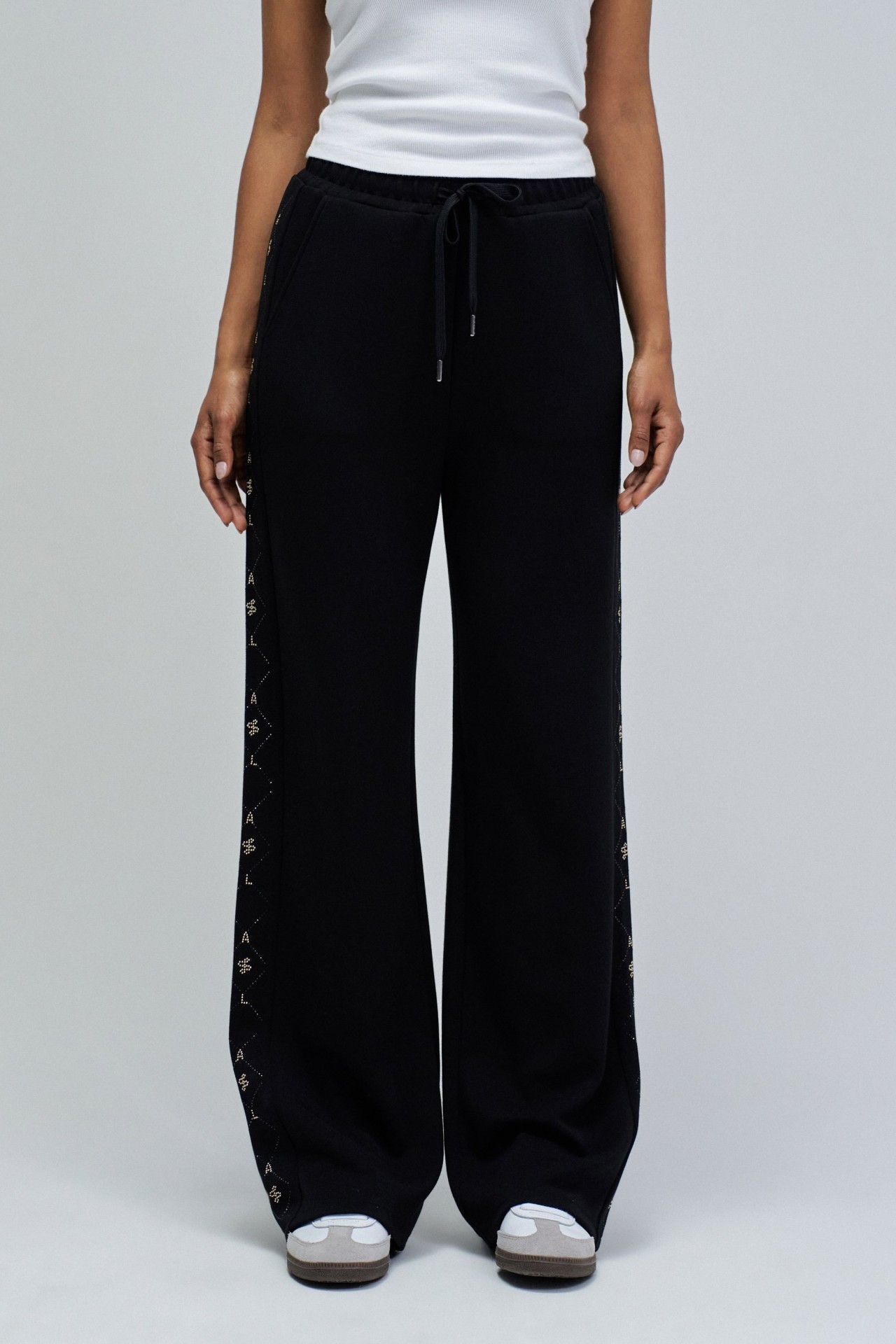 JOGGERS WITH STRAIGHT LEG TROUSERS