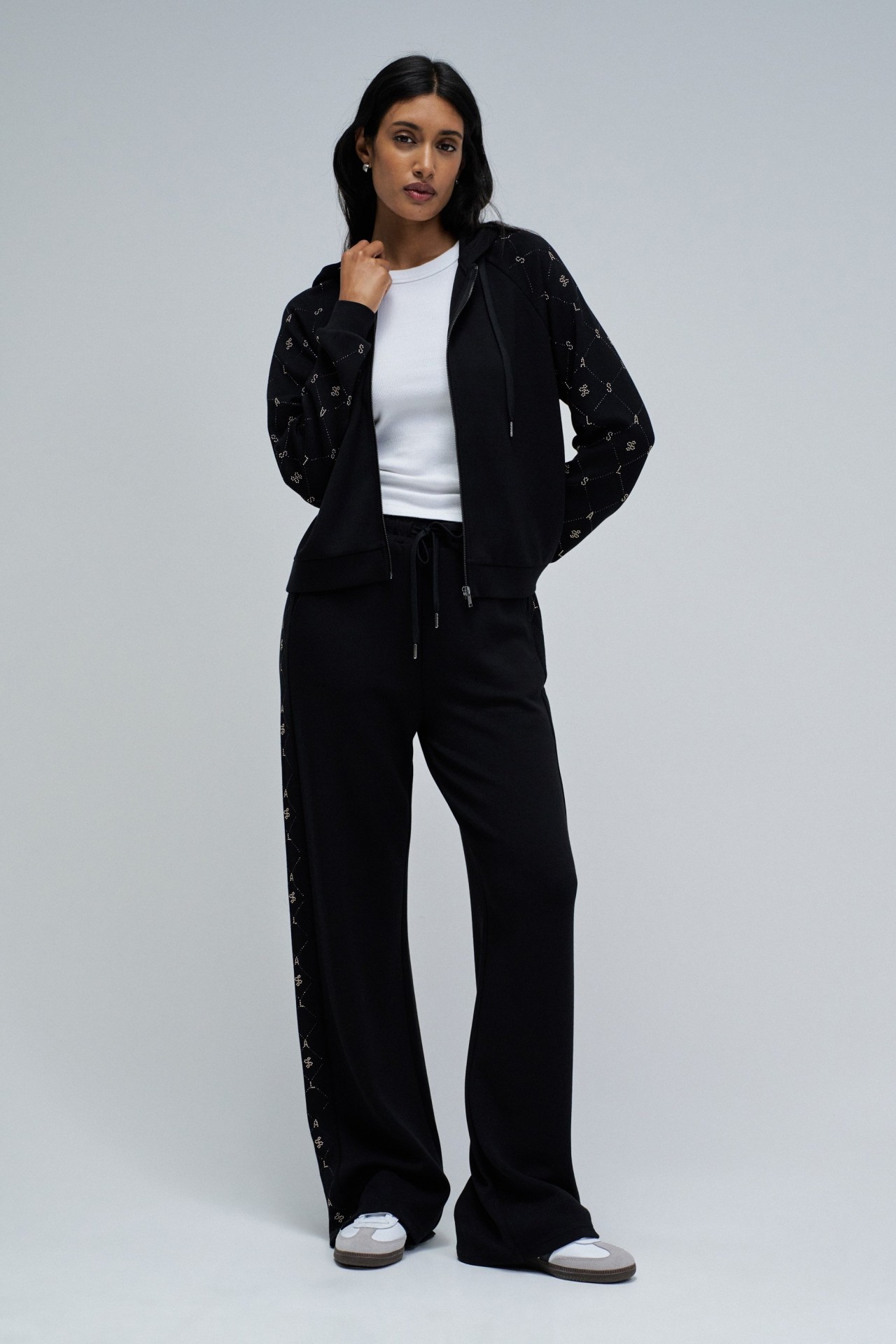 PANTALON JOGGERS AVEC JAMBE DROITE