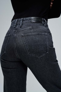 JEANS TRUE STRAIGHT
