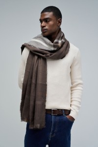 REVERSIBLE SCARF