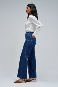 FAITH PUSH IN WIDE JEANS