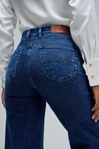 FAITH PUSH IN WIDE JEANS