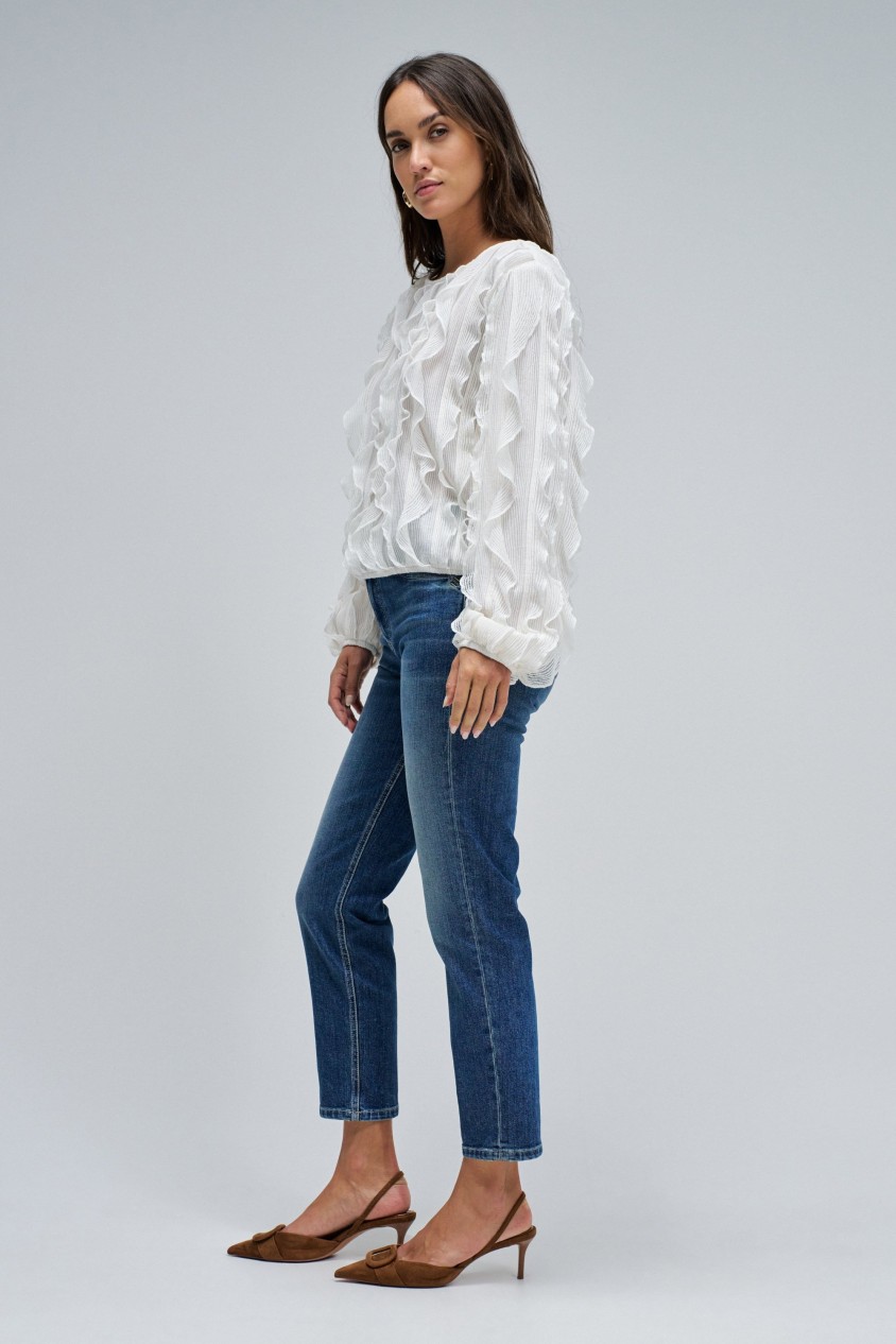 BLUSA CON VOLANTES