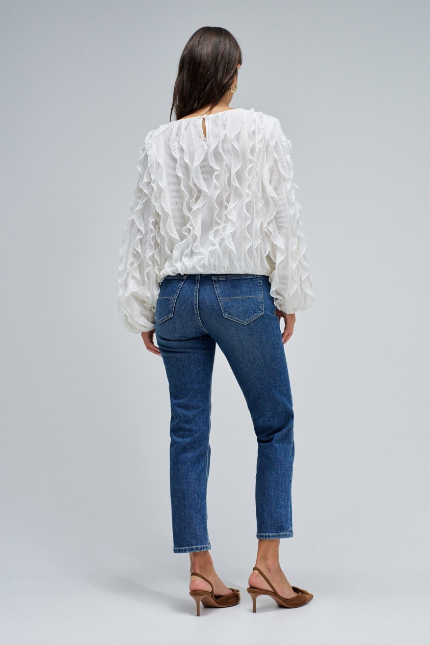 BLUSA CON VOLANTES