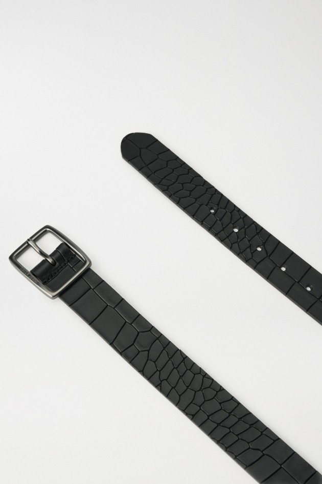 CEINTURE EN CUIR TEXTURÉ
