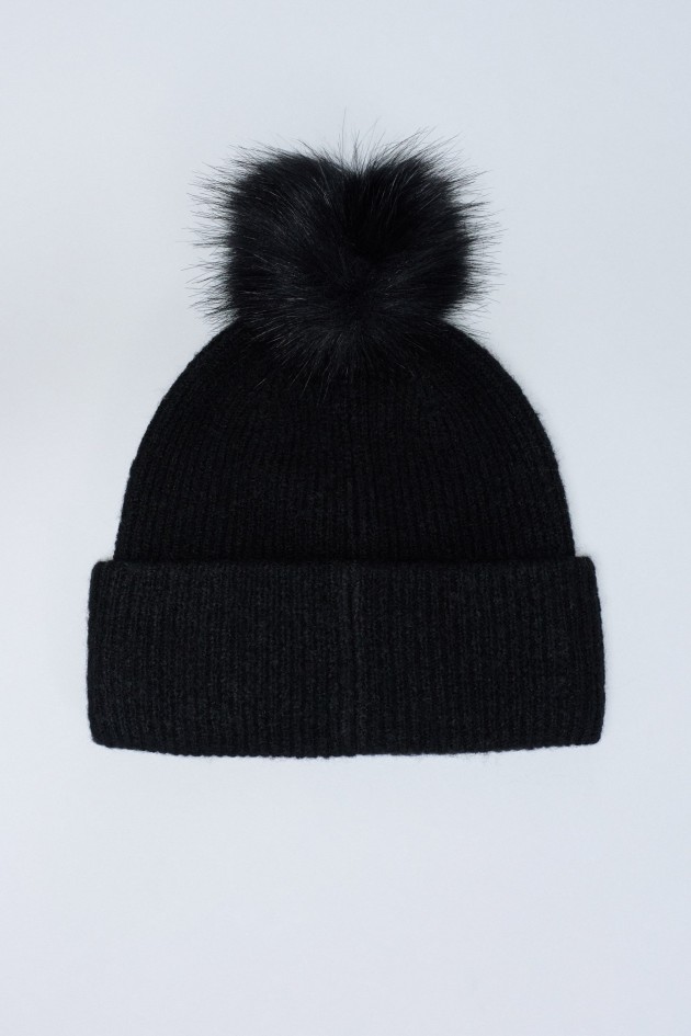 BONNET EN LAINE