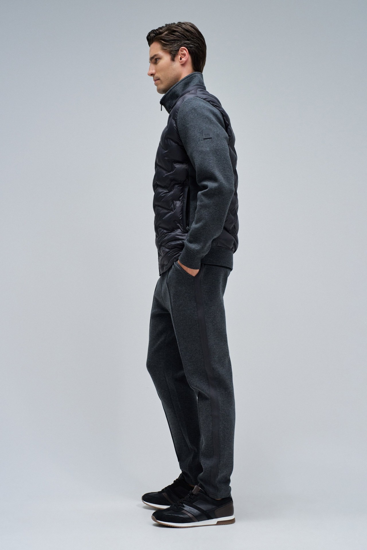 PADDED COAT WITH MIXED MATERIALS