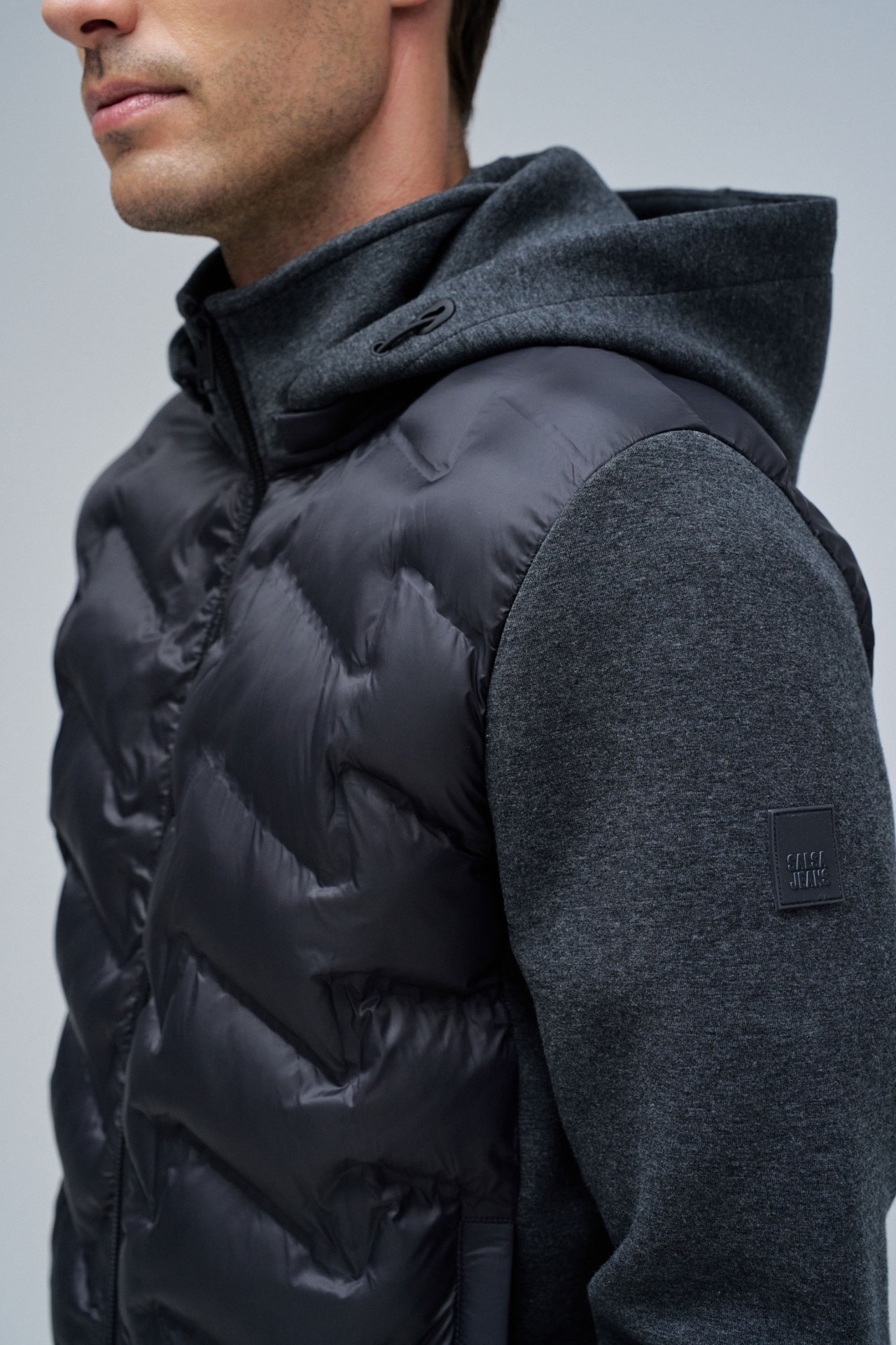 PADDED COAT WITH MIXED MATERIALS