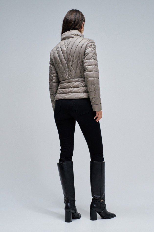 KURZE STEPPJACKE