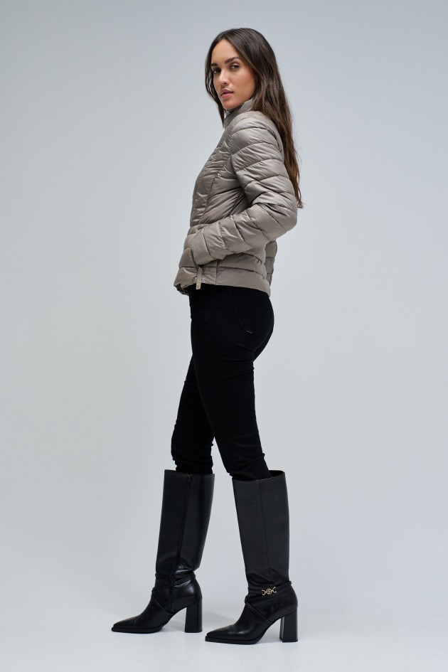 KURZE STEPPJACKE
