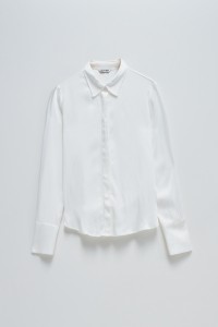 BLUSE AUS SATIN