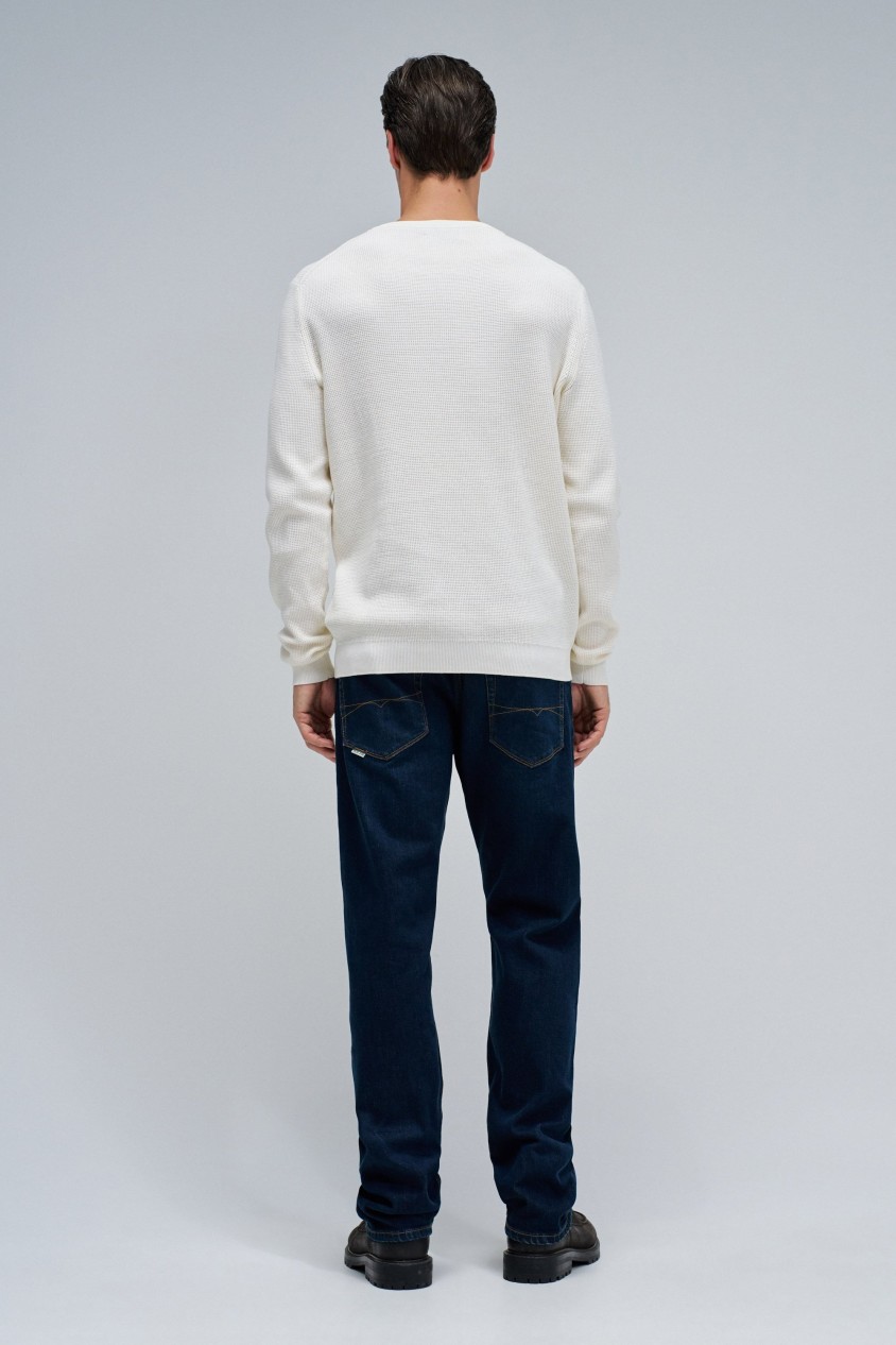 KNITTED SWEATER WITH TEXTURE