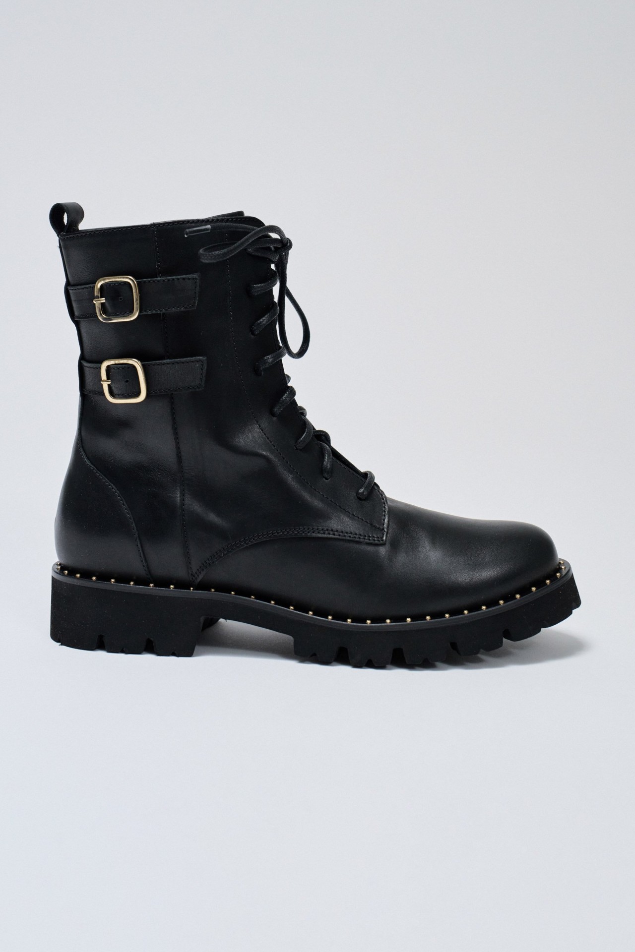 LEATHER BOOTS