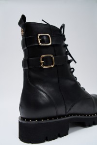 LEATHER BOOTS